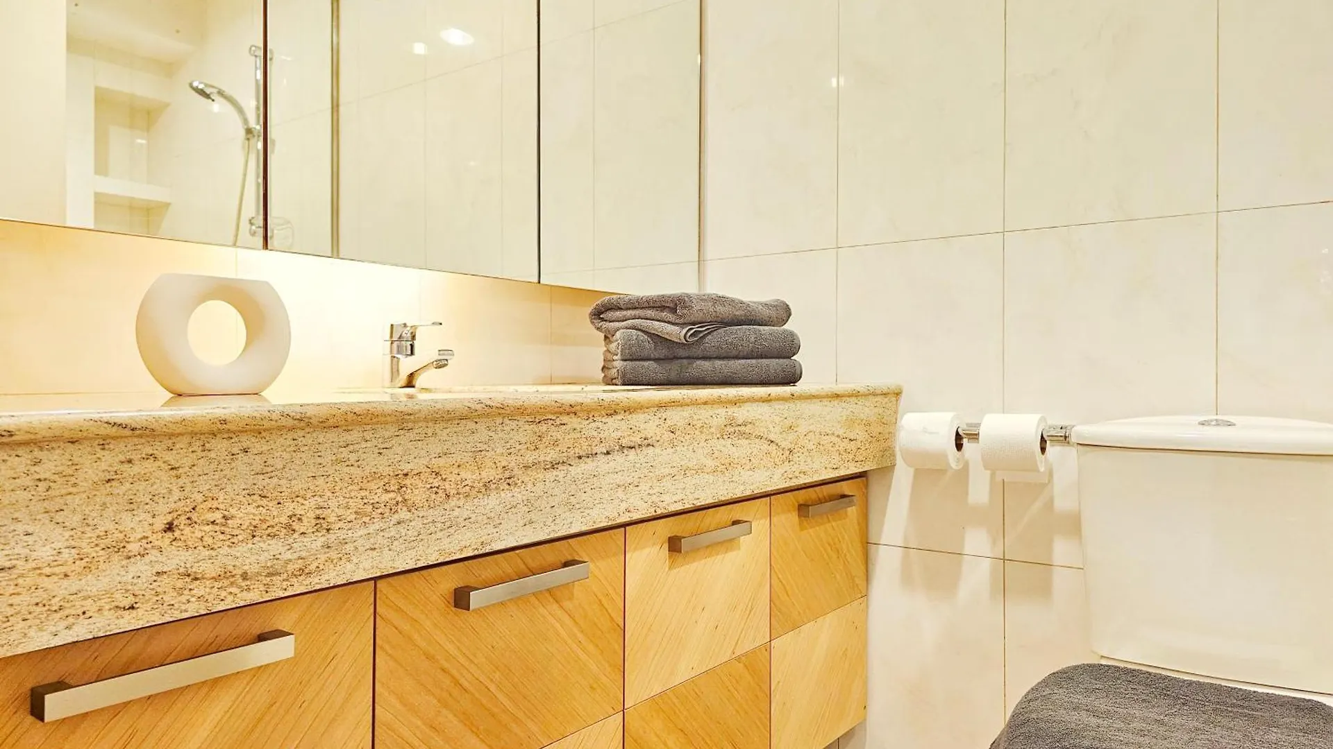 Fahrenheit Bukit Bintang Big Group 13Pax Family Suites كوالالمبور 0*,